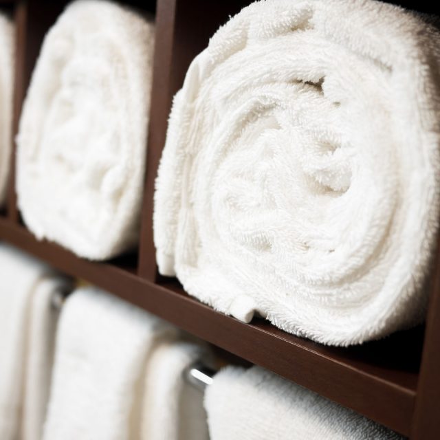 Bathrobe & towel